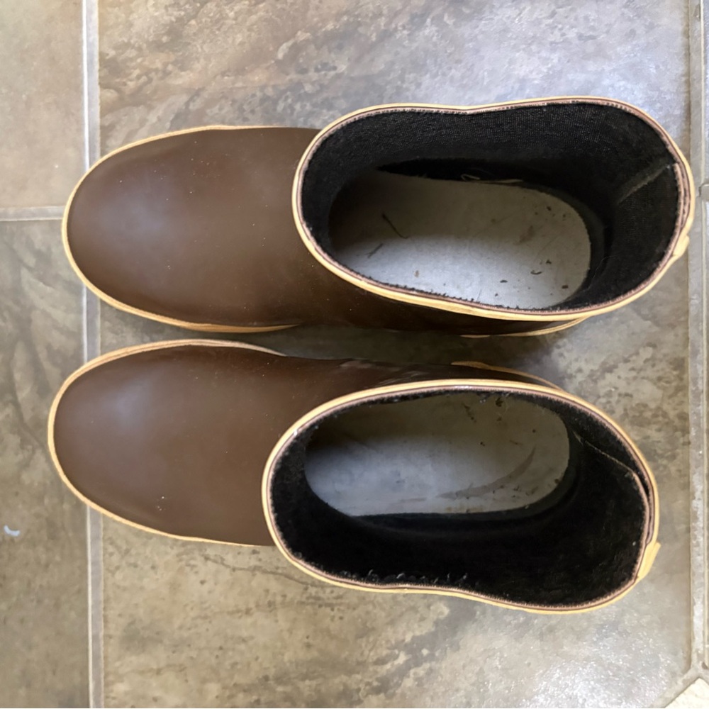 XTRATUF Women's Brown Ankle Boots - Picture 6 of 6